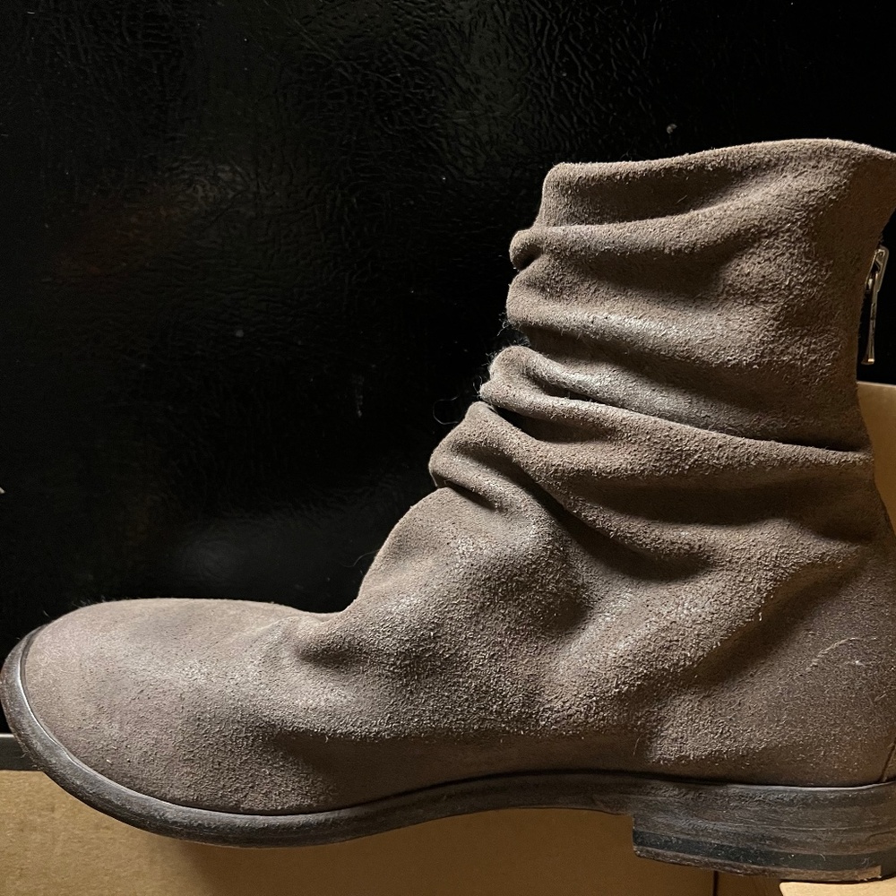 Size 37 suede gray boot